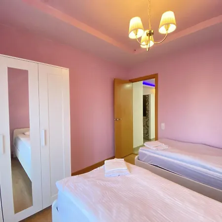 Entire New 20' From Barcelona Appartamento Sabadell